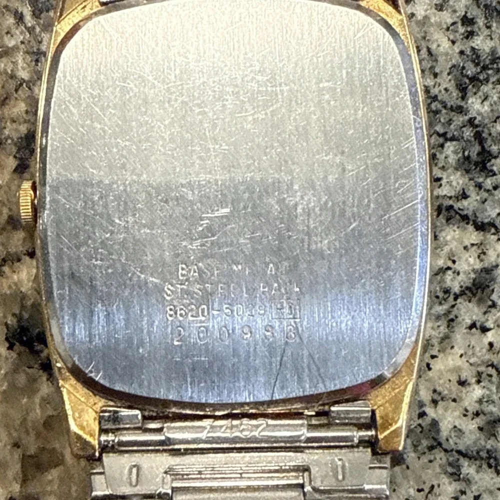 VTG Seiko Men 8620-5029 Dress Gold Tone Dial Quartz Watch Works w/ New Battery